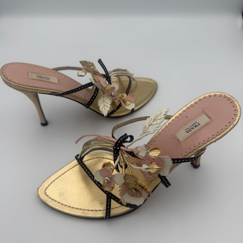 Rare Vintage Prada 2002 Flower Bouquet Gold Heels Neiman Marcus 95th Anniversary - Picture 3 of 7